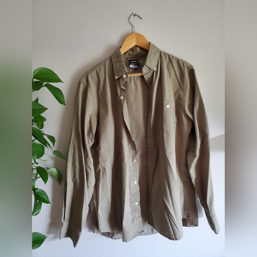Nike Dri-Fit Sage Green Button Up